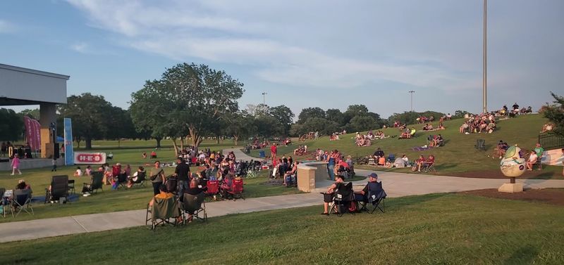 Independence Park in Pearland Independence Park in Pearland