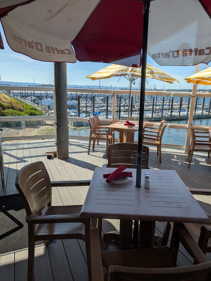 Indoor and Outdoor Seating With Real Flexibility