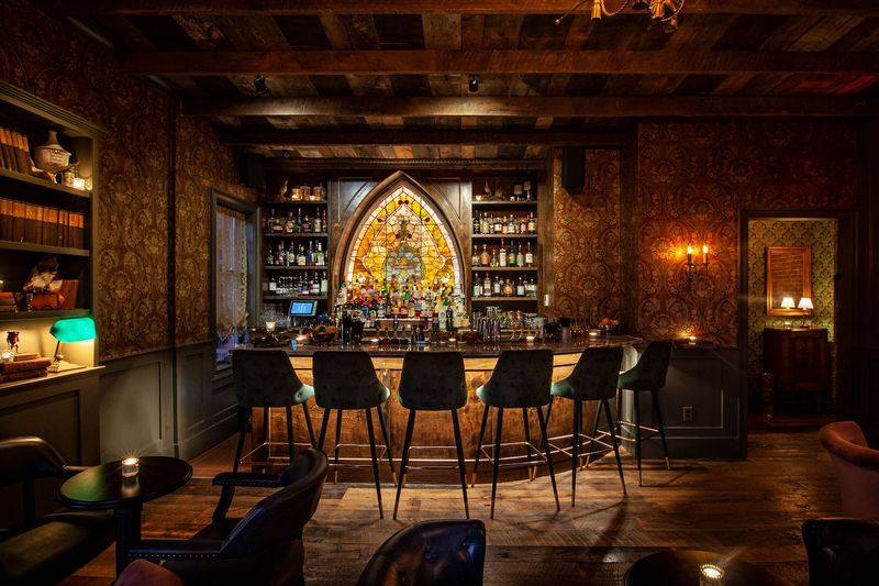 Junto Attic Bar, Jersey City