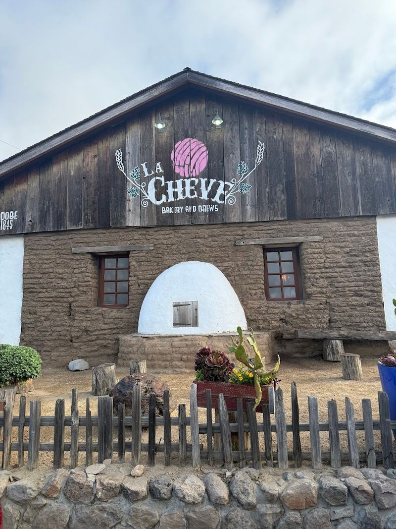 La Cheve Bakery and Brews, California La Cheve Bakery and Brews, California