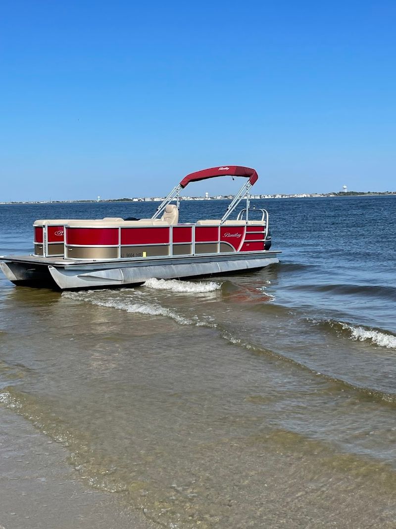 Lagoon Living With Direct Access to Barnegat Bay