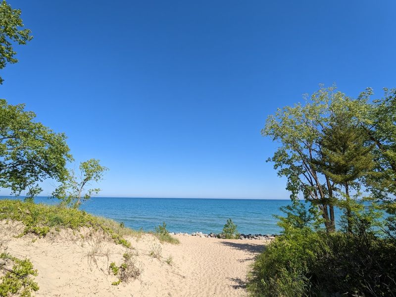 Lake View Beach