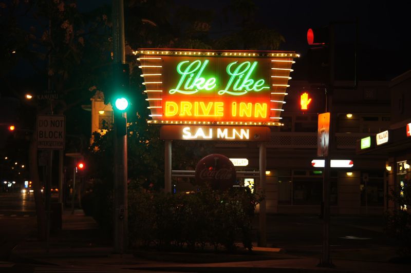 Late Nights and Long Hours: A Diner That Kept Honolulu Fed