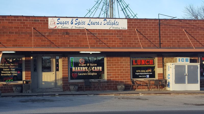Laura's Sugar-N-Spice Bakery, Where Homemade Pie Is a Way of Life