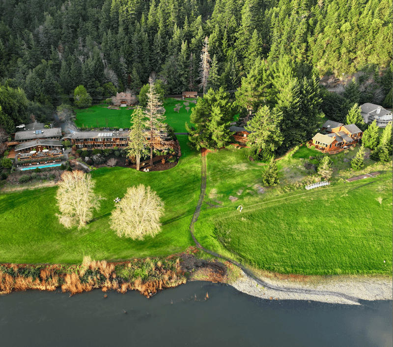 Life on the Banks of the Rogue River