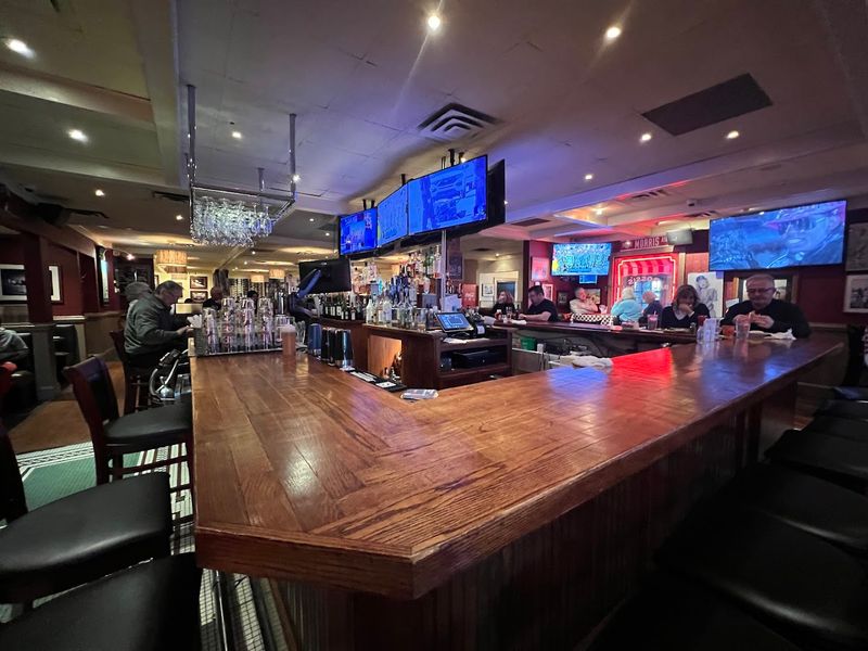 Live Music and Events That Make It More Than Dinner