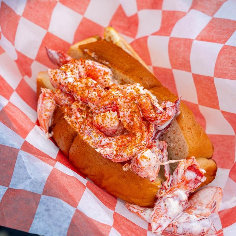 Lobster Rolls That Belong in a New England Daydream