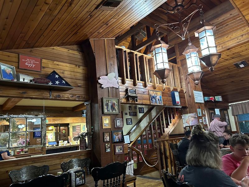 Local Flavor Branson Serves Southern Scratch Cooking Without the Fuss