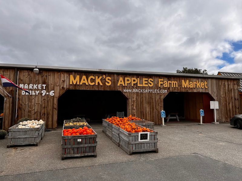 Mack's Apples (Londonderry) Mack's Apples (Londonderry)