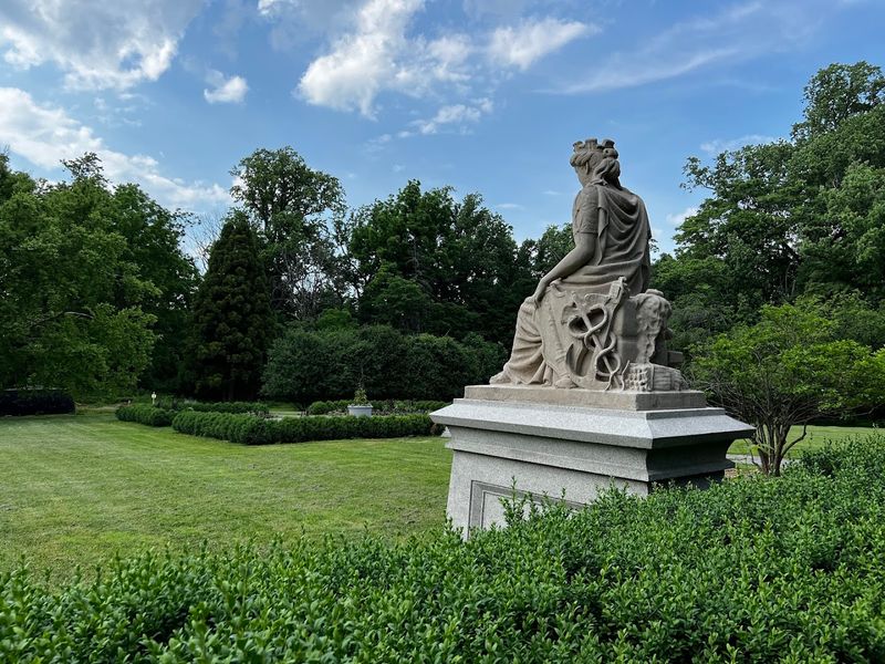 Magnolias, Daffodils, and Cherry Blossoms, the Arboretum's Signature Spring Lineup