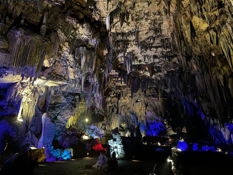 Majestic Caverns at DeSoto Caverns
