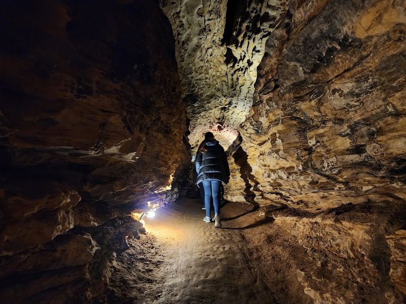 Mark Twain Cave