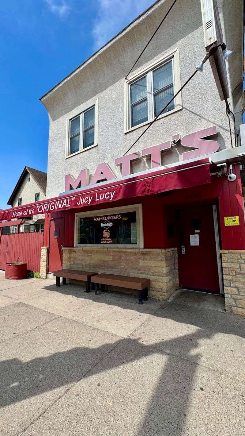 Matt's Bar, Minneapolis, Minnesota
