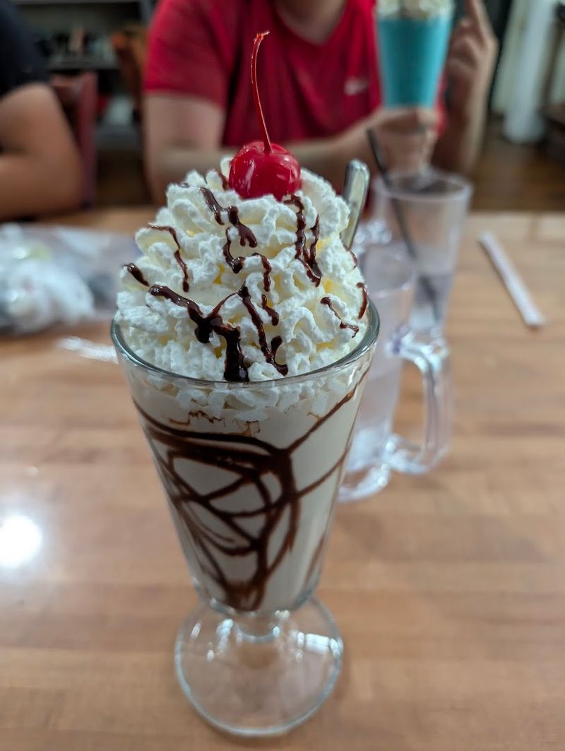 Milkshakes Worth Planning a Road Trip Around Milkshakes Worth Planning a Road Trip Around