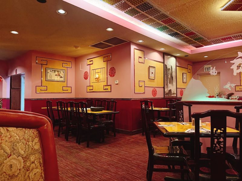 Ming's Cuisine