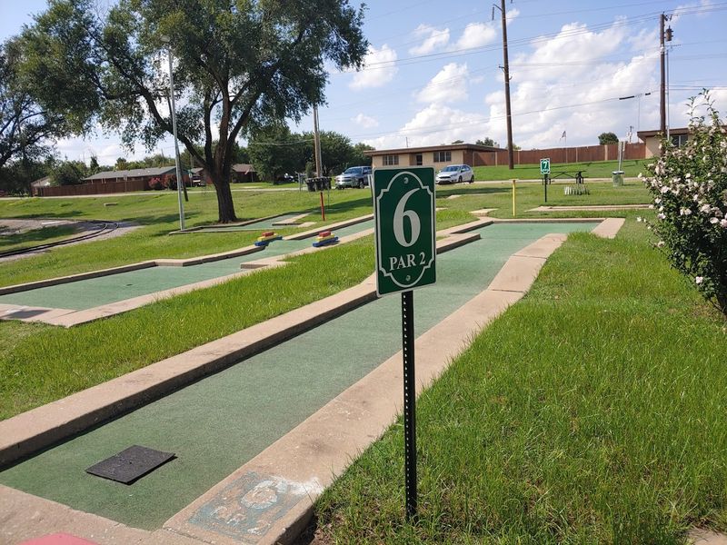 Mini-Golf and Snow Cones Make a Perfect Pair