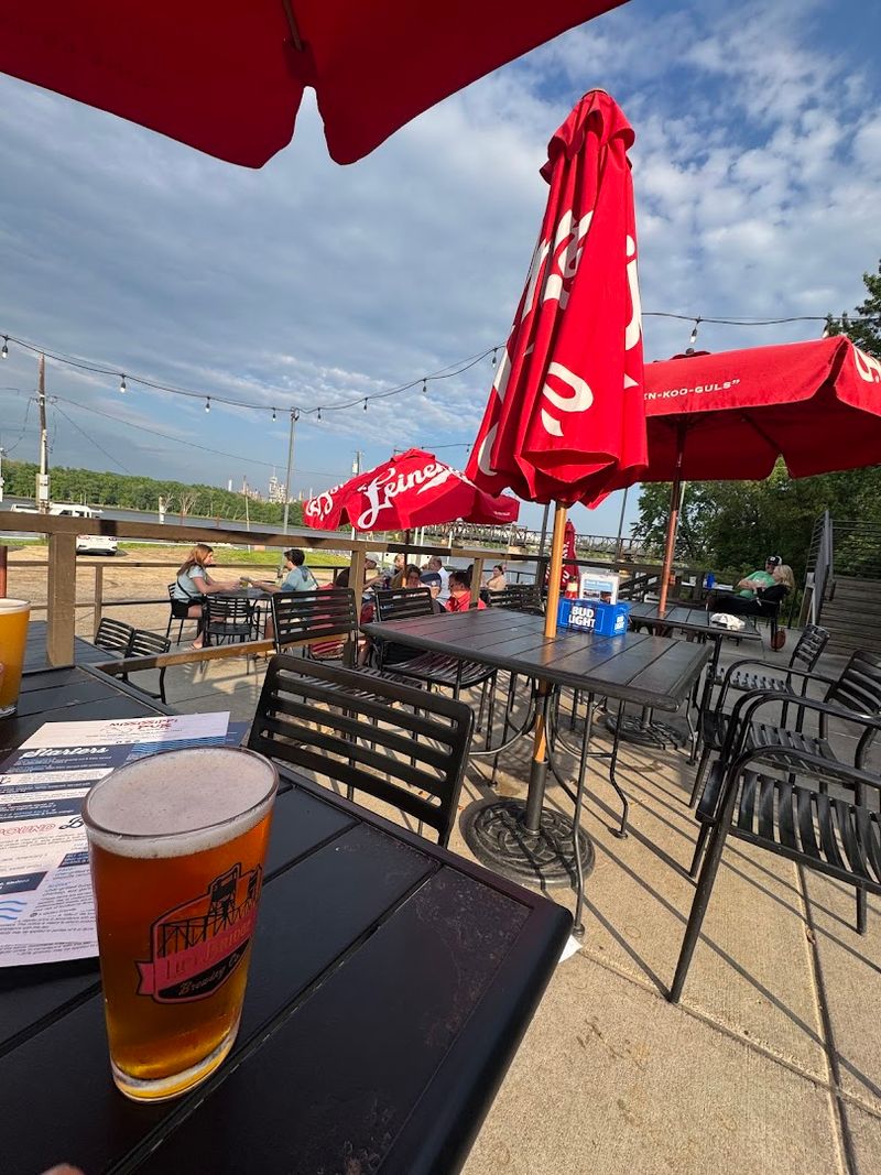 Mississippi Pub, Inver Grove Heights, Minnesota