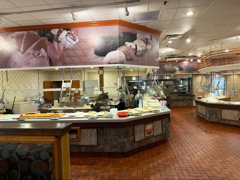 Mizumi Buffet, Tigard, Oregon Mizumi Buffet, Tigard, Oregon