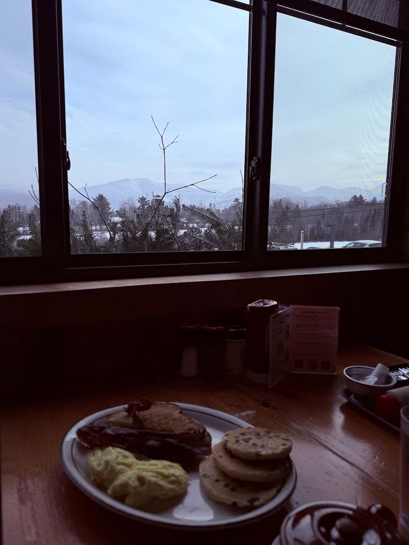 Mountain Views That Make the Wait Completely Worthwhile