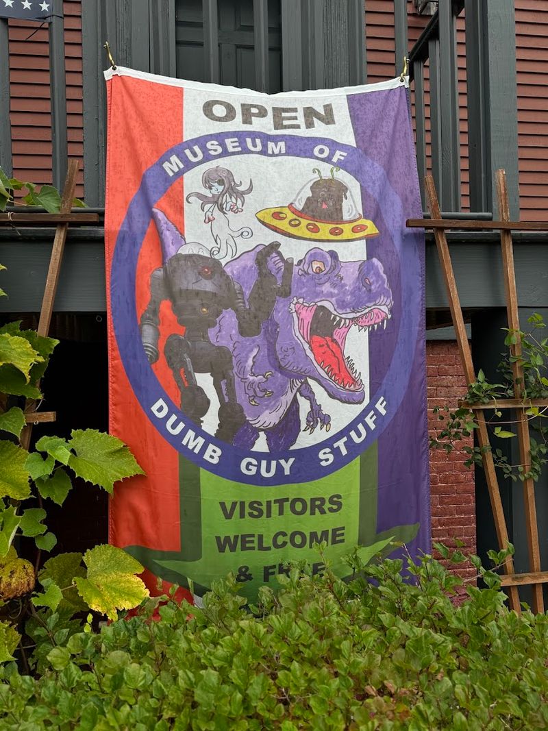 Museum of Dumb Guy Stuff (Portsmouth) Museum of Dumb Guy Stuff (Portsmouth)