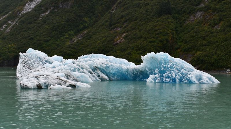 Navigating the Ice-Filled Waters by Boat Navigating the Ice-Filled Waters by Boat