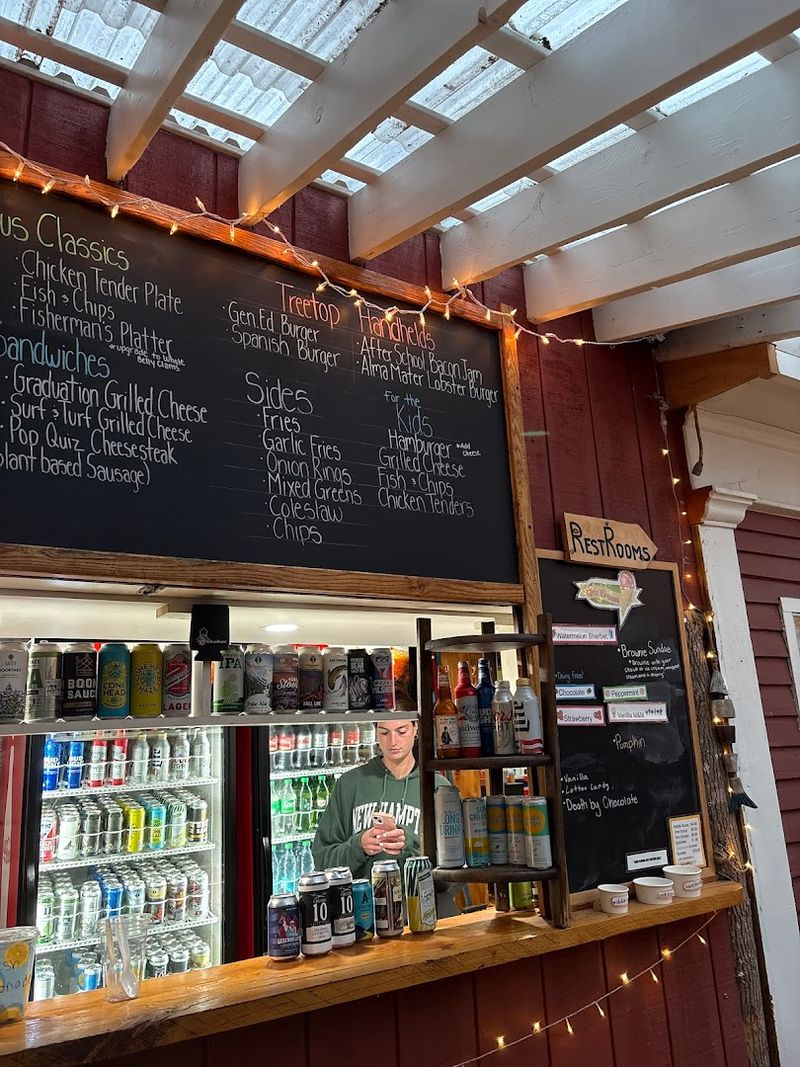 New England Counter-Service Dining Done Absolutely Right