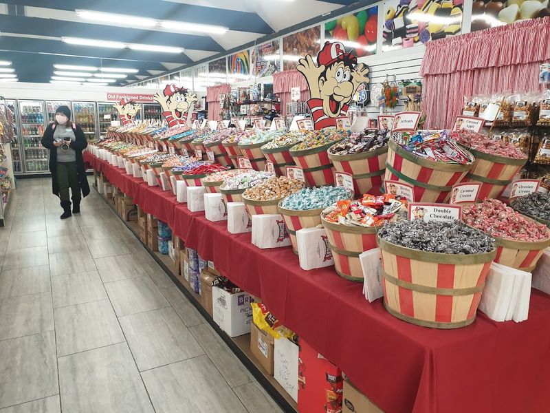 Nostalgic Candy Selections That Bring Childhood Memories Back