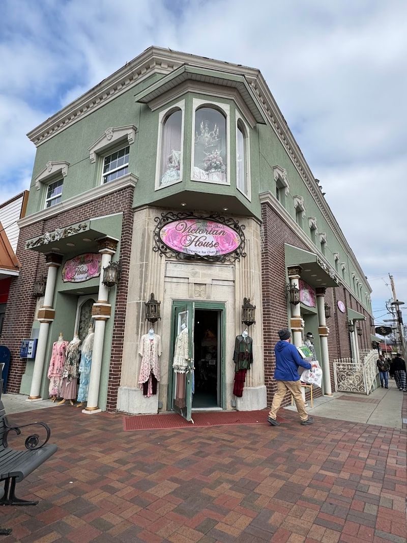 Old Downtown Branson Still Carries a Quieter Spirit