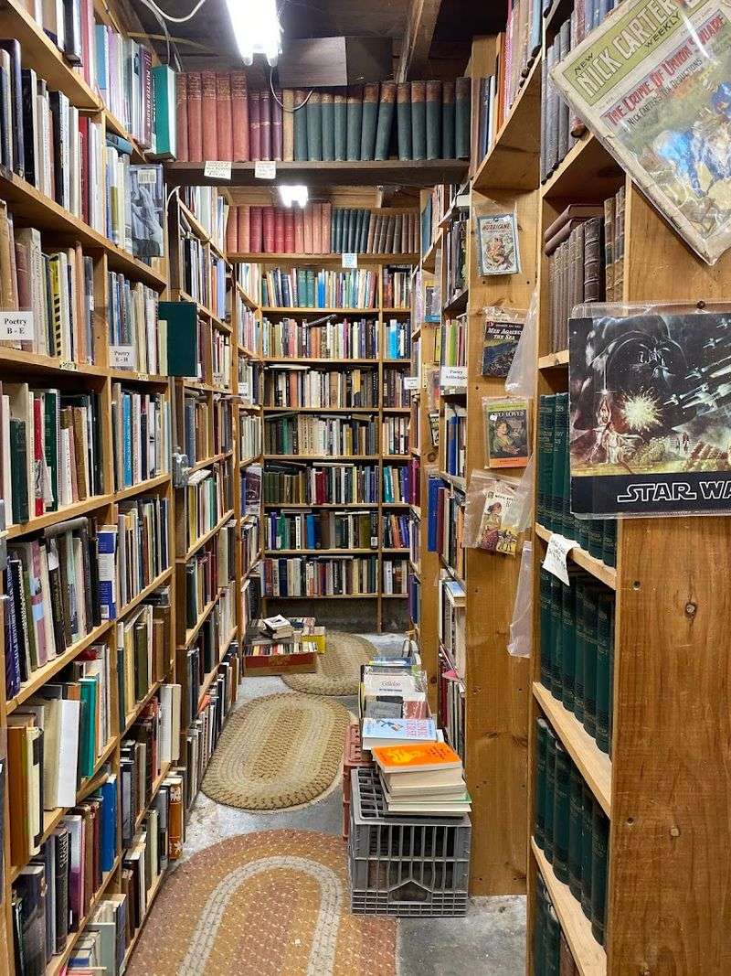 Old Number Six Book Depot, Henniker