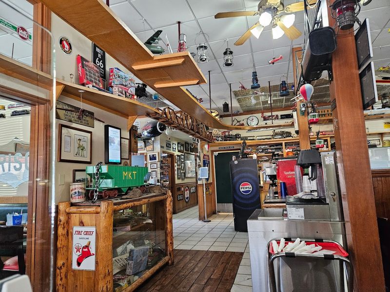 Ollie's Station in Tulsa Combines Railroad Charm With Homestyle Buffet Comfort