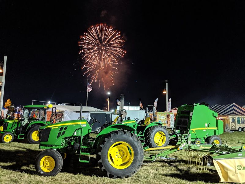 Opening Night Fireworks Set the Tone Opening Night Fireworks Set the Tone