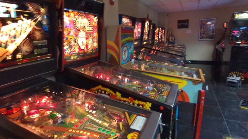 Over 100 Classic Arcade and Pinball Machines