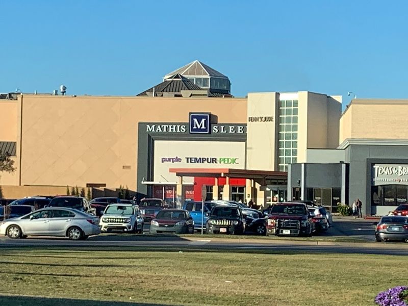 Parking at Penn Square Mall