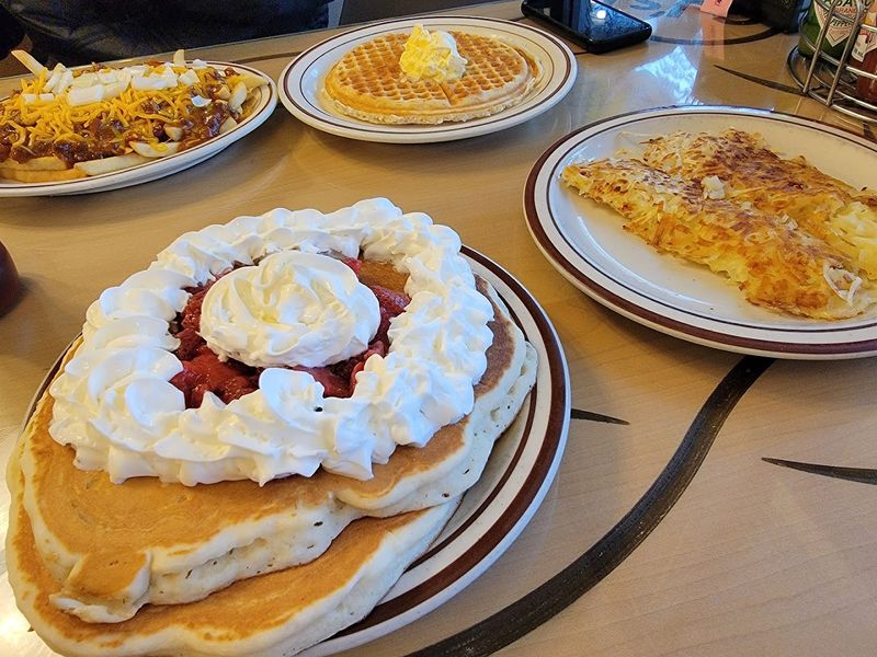 Perfect Hours for a Leisurely Breakfast or a Late Brunch