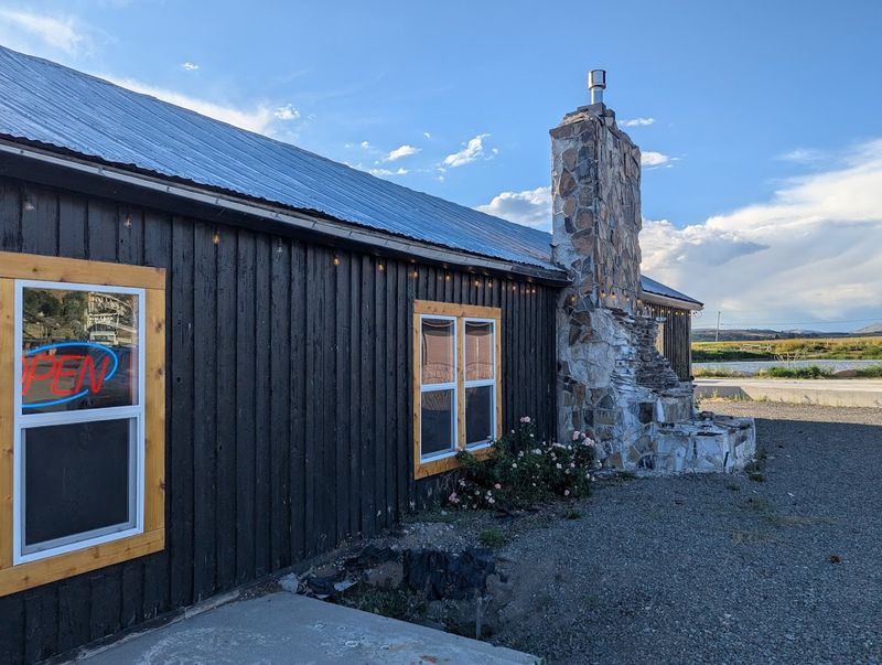Pet-Friendly Stays in the High Desert