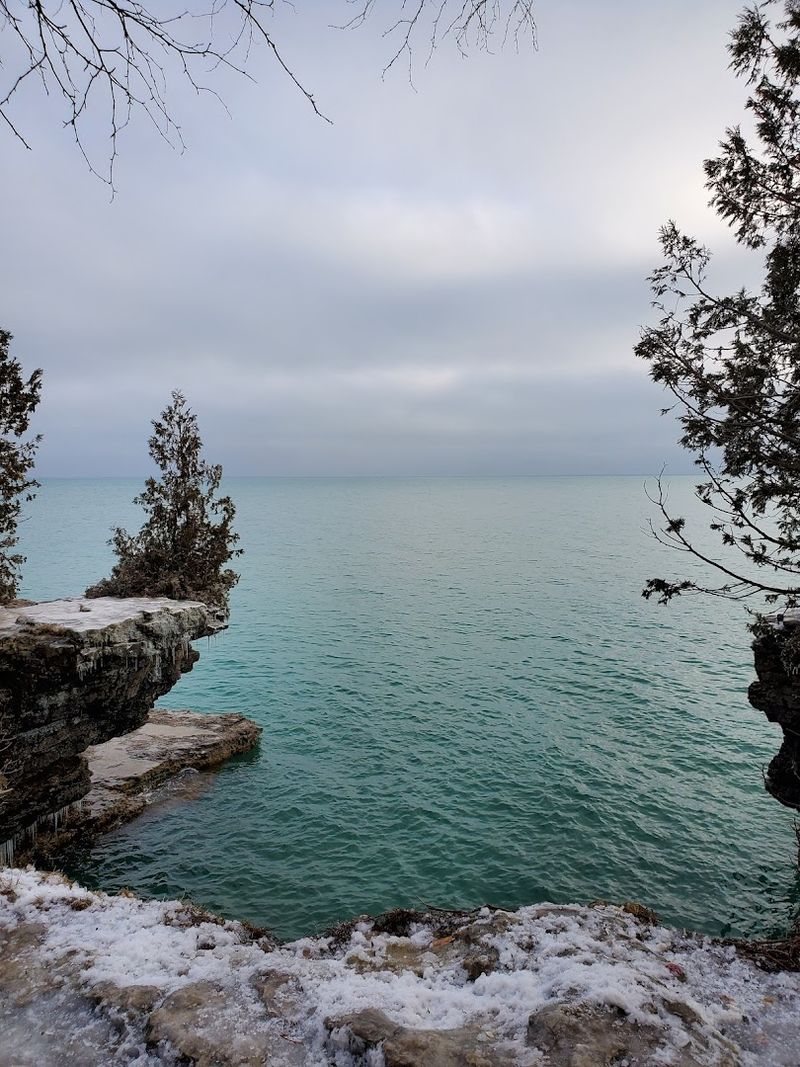 Photography at Cave Point: Timing, Light, and Perspective