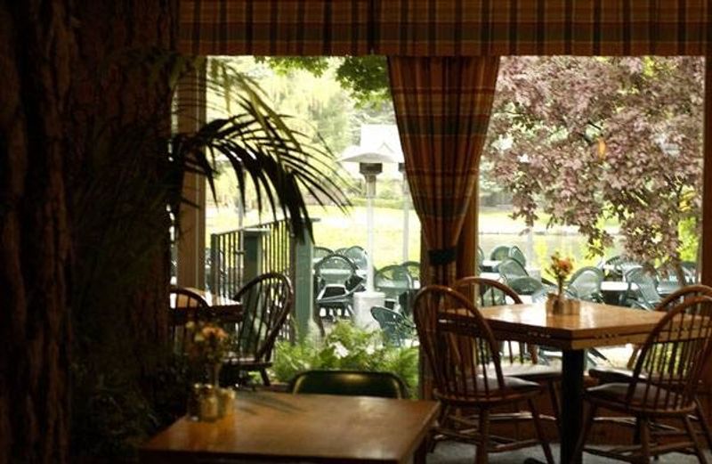 Pine Tavern Restaurant, Bend, Oregon