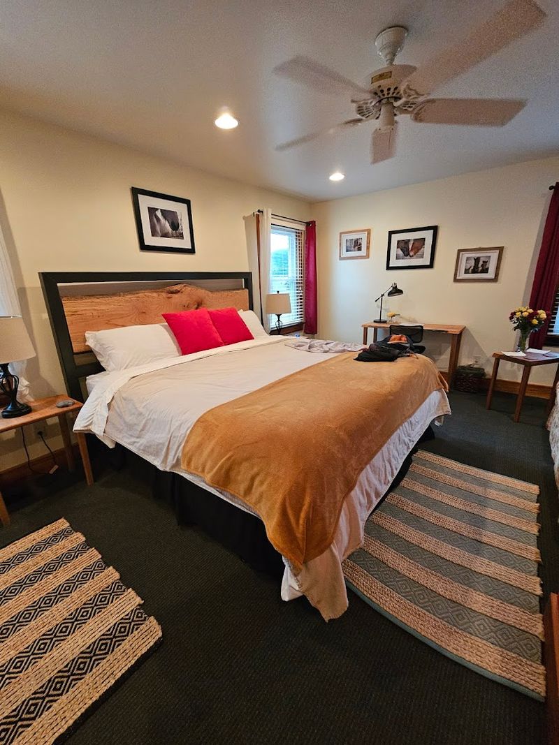 Plan A Stay In The Beautifully Remodeled Guest Rooms