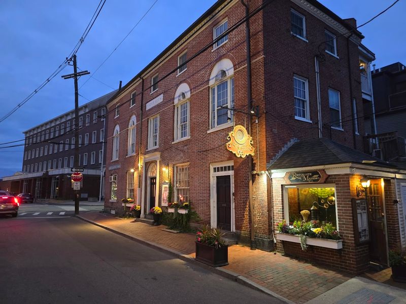 Plan Your Visit to 59 Penhallow Street Plan Your Visit to 59 Penhallow Street