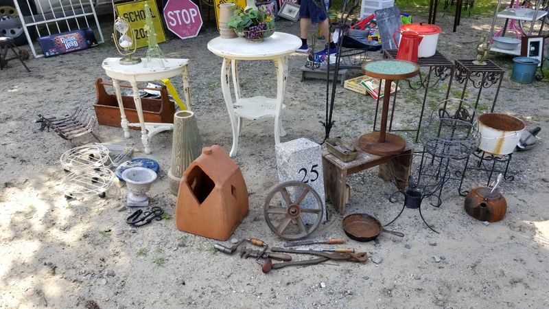 Plan Your Visit to Hollis Flea Market