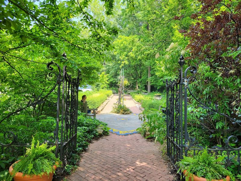 Plan a Morning Around the Educational Programs at Minnetrista