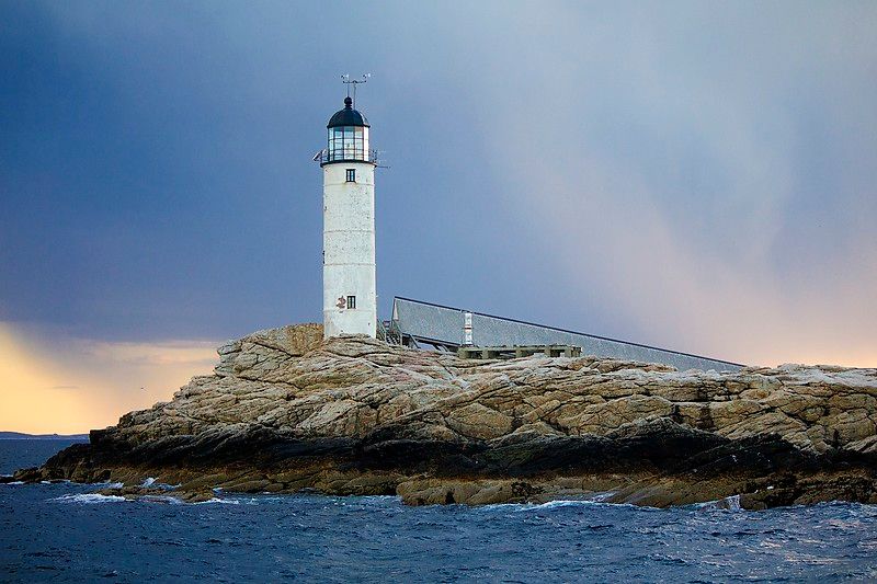 Planning Your Own Adventure to See White Island Light