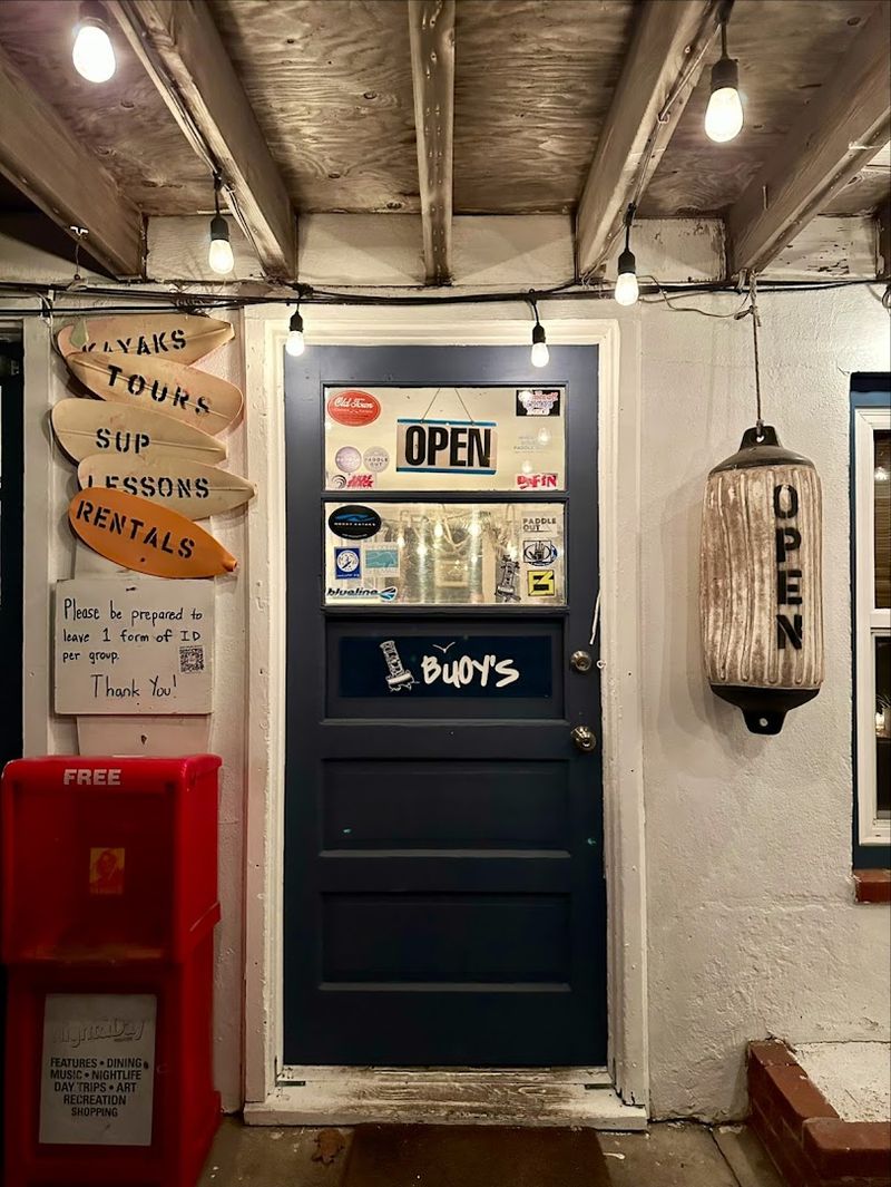 Planning Your Visit to Buoy's in Manasquan