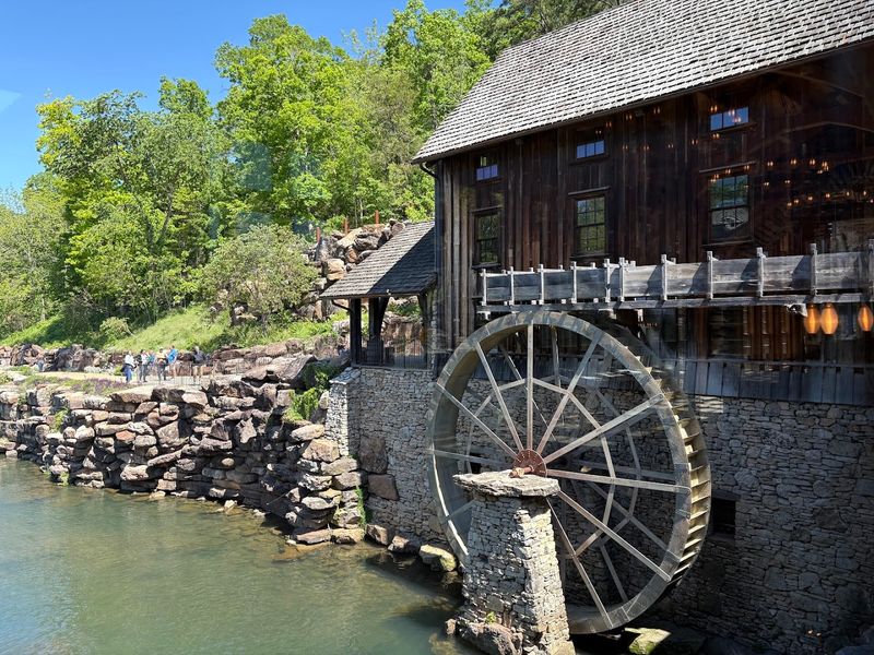 Planning Your Visit to Mill and Canyon Grill at Dogwood Canyon