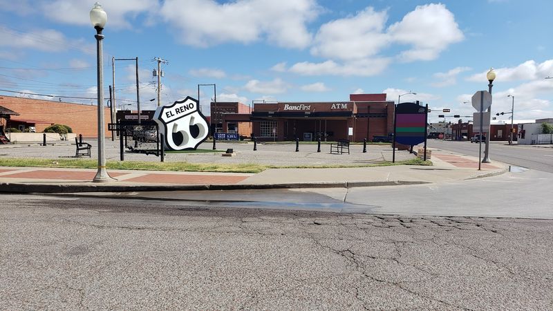 Planning Your Visit to Robert's Grill in El Reno
