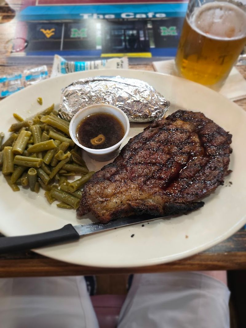 Prime Rib That Actually Lives Up to the Hype