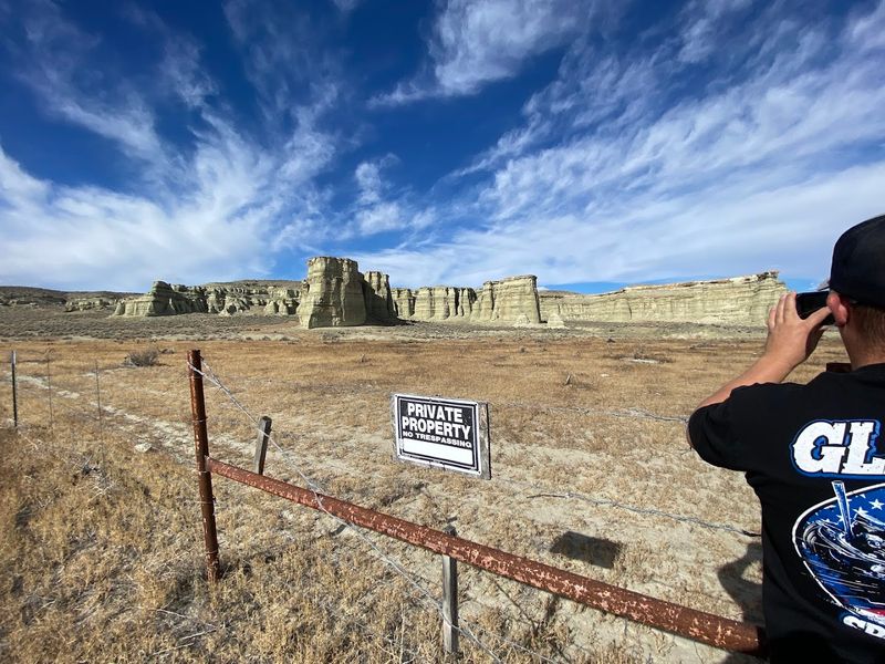 Private Property and Viewing Etiquette at the Site