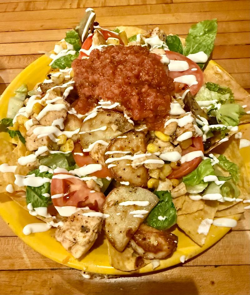 Quesadillas, Nachos, and Salads Quesadillas, Nachos, and Salads
