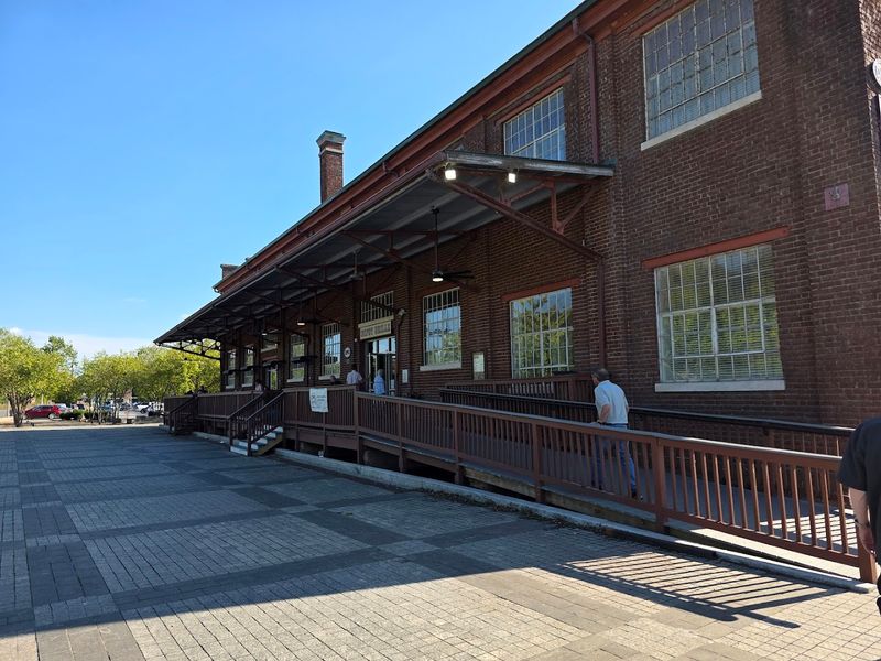 Railroad Cars Turned Kitchen, Because Why Not
