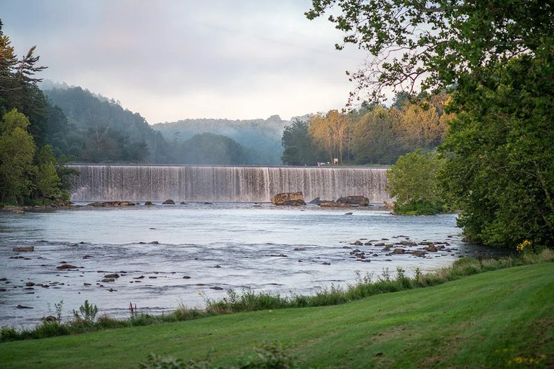Riverside Park and the Fries Dam Landmark
